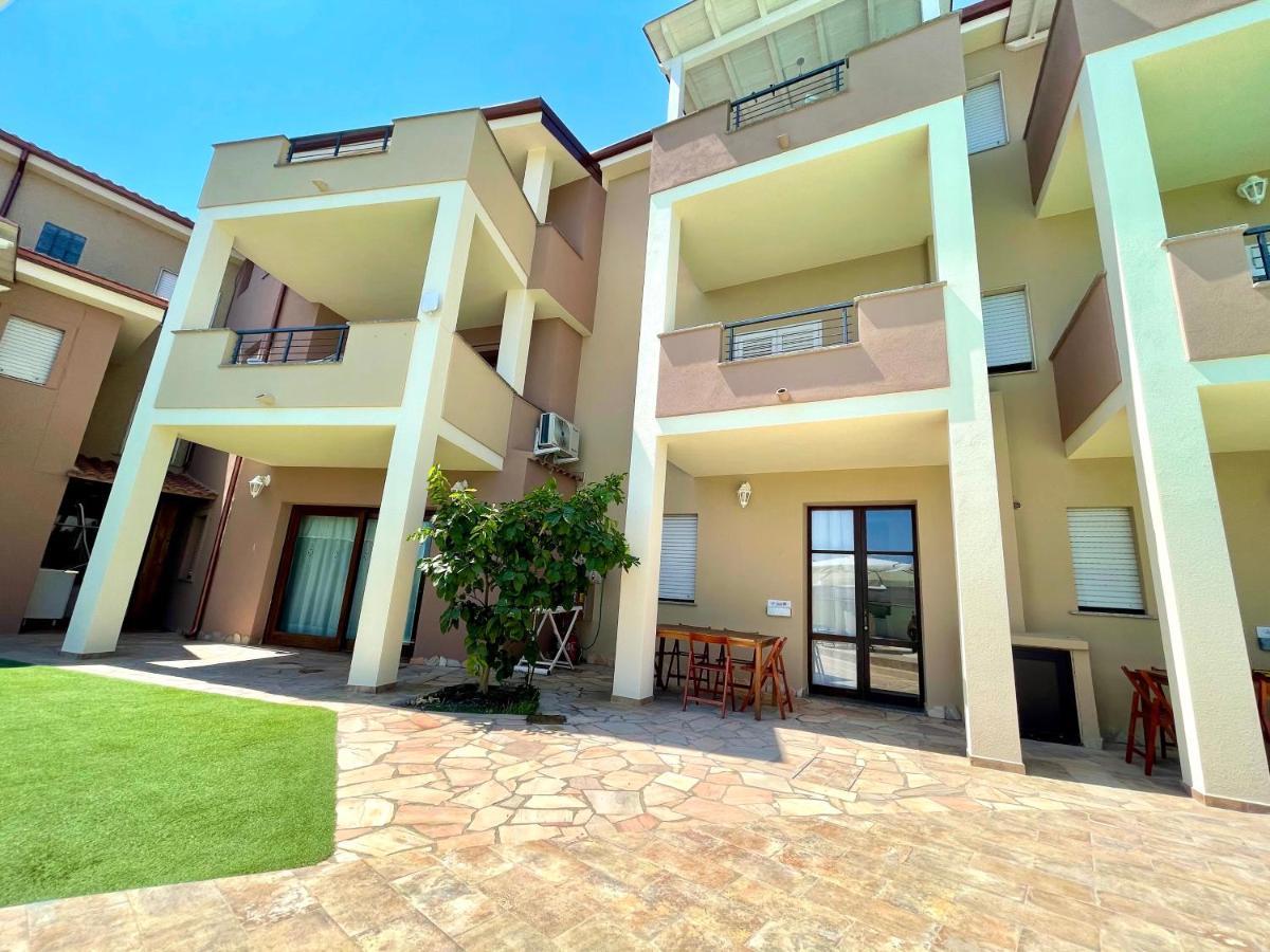 Apartment Eva Tergu Екстер'єр фото